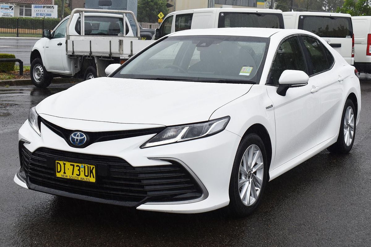 2024 Toyota Camry Ascent AXVH70R