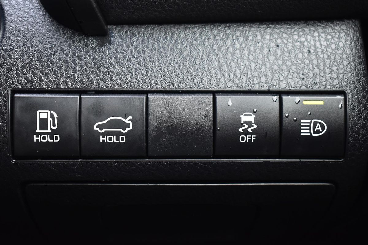 2024 Toyota Camry Ascent AXVH70R