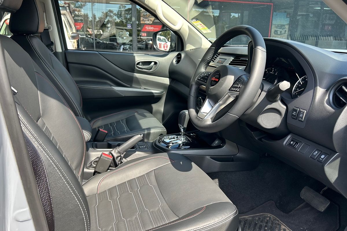2024 Nissan Navara PRO-4X D23 4X4