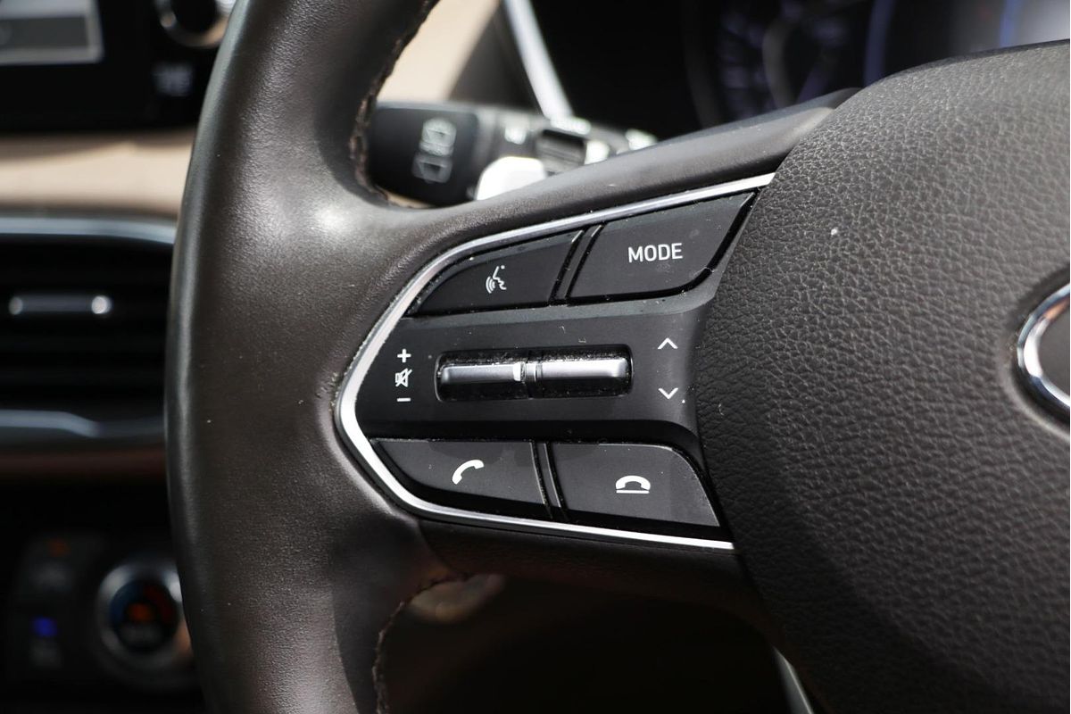 2018 Hyundai Santa Fe Highlander DM5 Series II