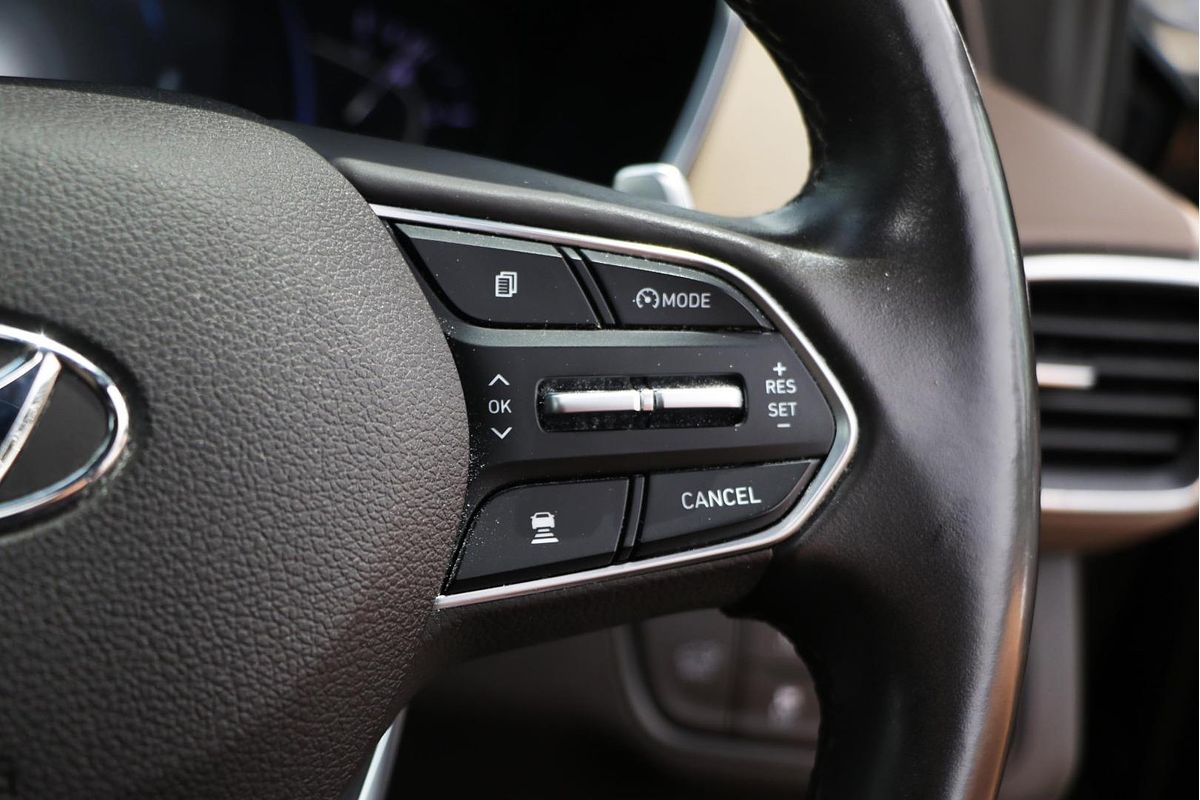 2018 Hyundai Santa Fe Highlander DM5 Series II