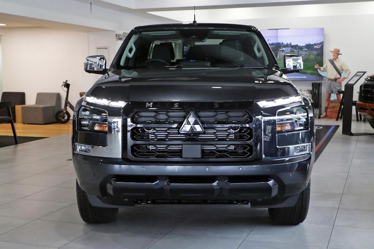 2024 Mitsubishi Triton GLS MV 4X4