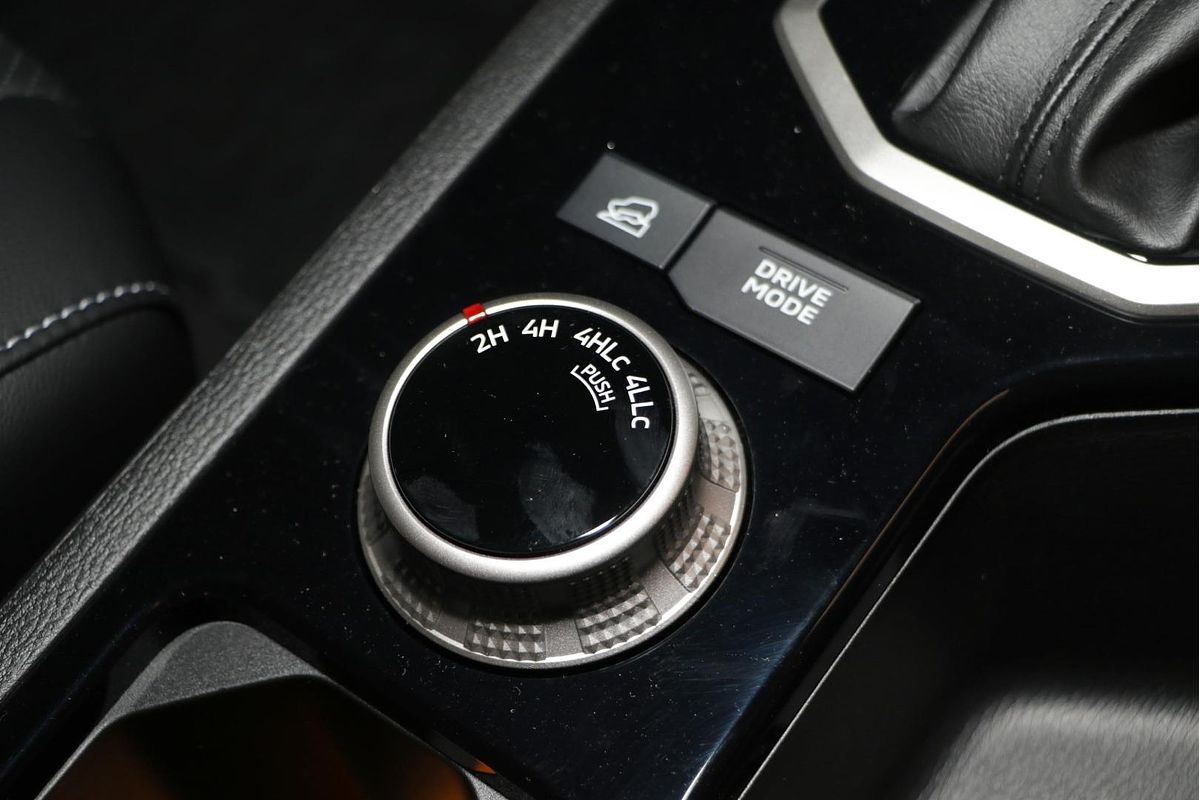 2024 Mitsubishi Triton GLS MV 4X4
