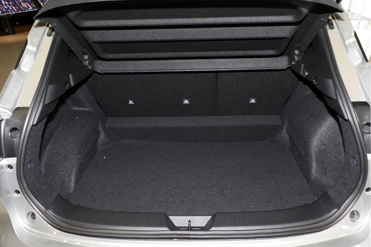 2025 Nissan QASHQAI ST J12