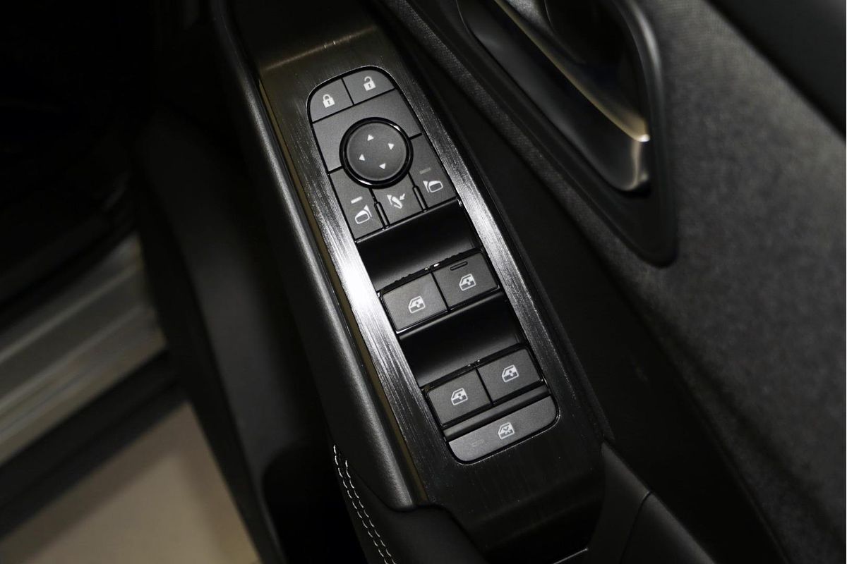 2025 Nissan QASHQAI ST J12