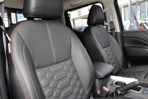 2024 Nissan Navara ST-X D23 4X4