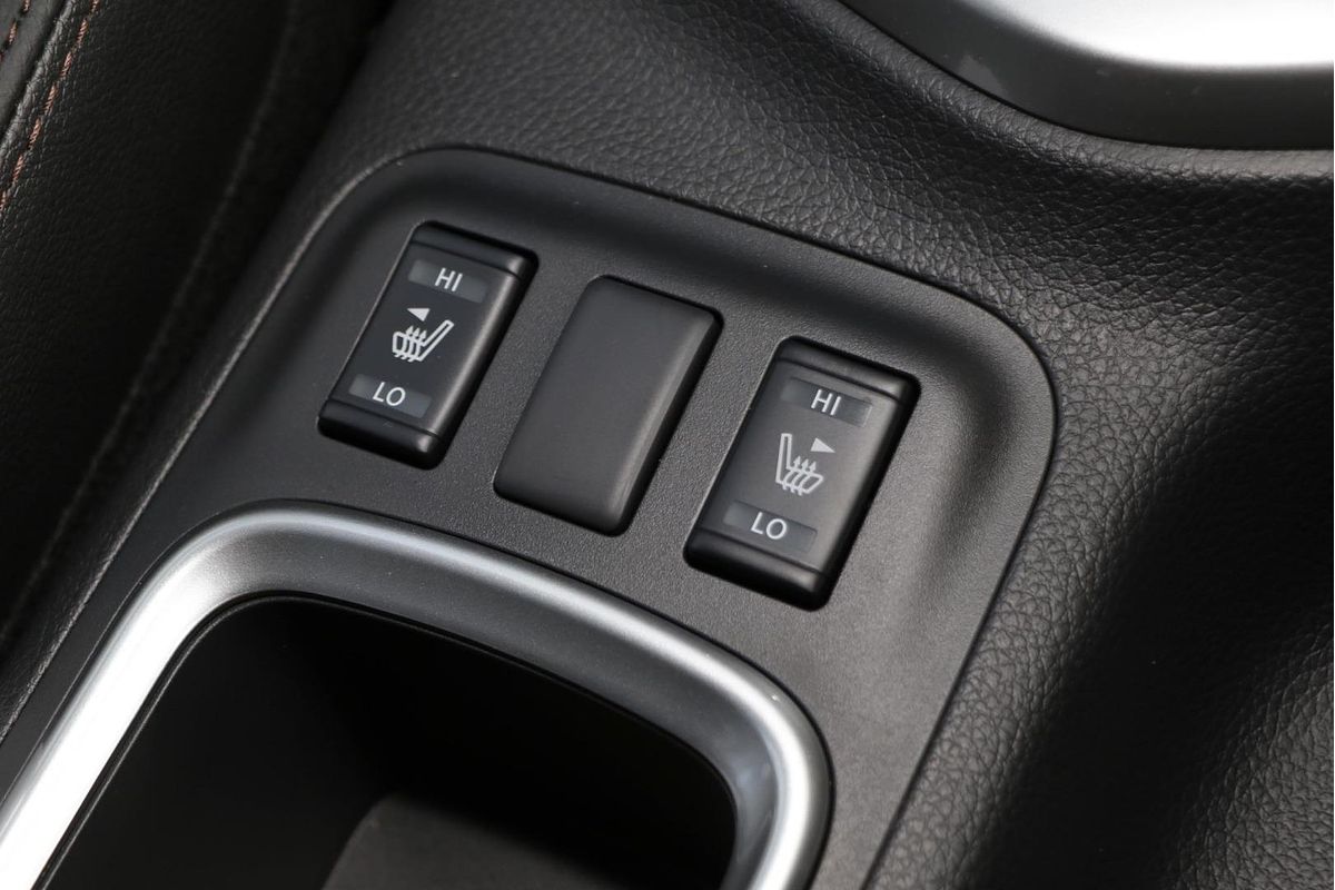 2024 Nissan Navara ST-X D23 4X4