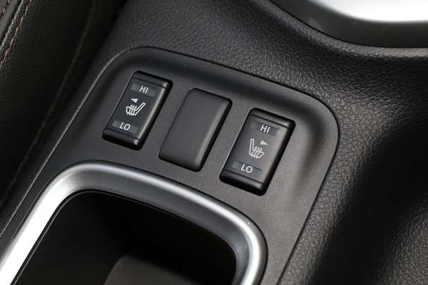 2024 Nissan Navara ST-X D23 4X4