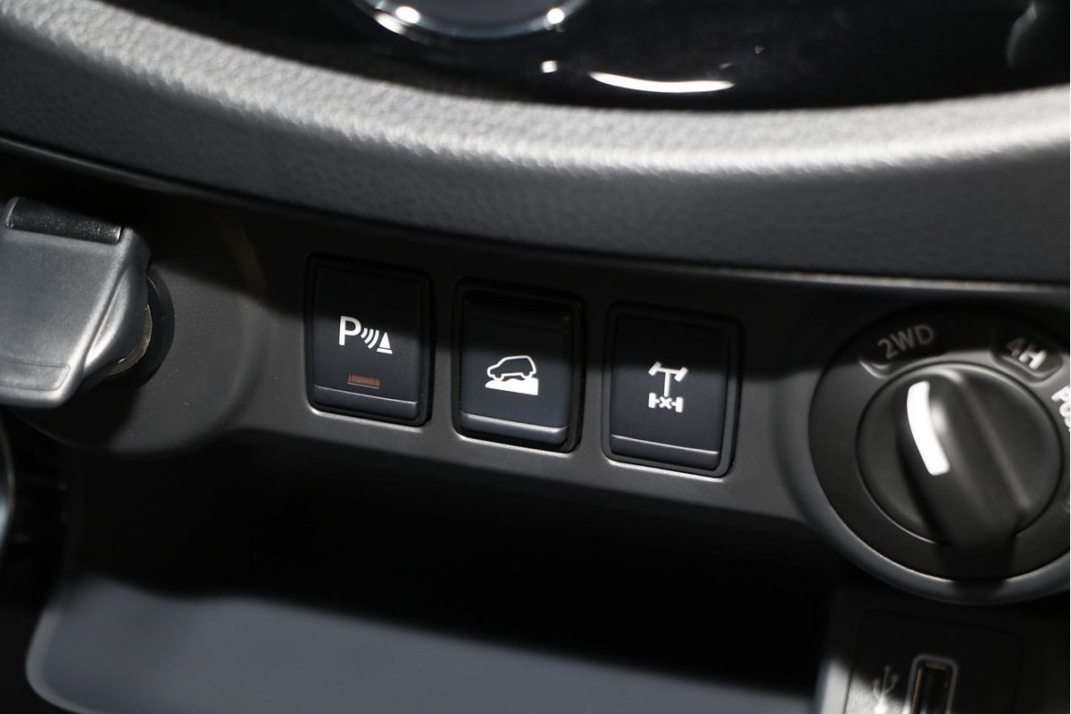 2024 Nissan Navara ST-X D23 4X4