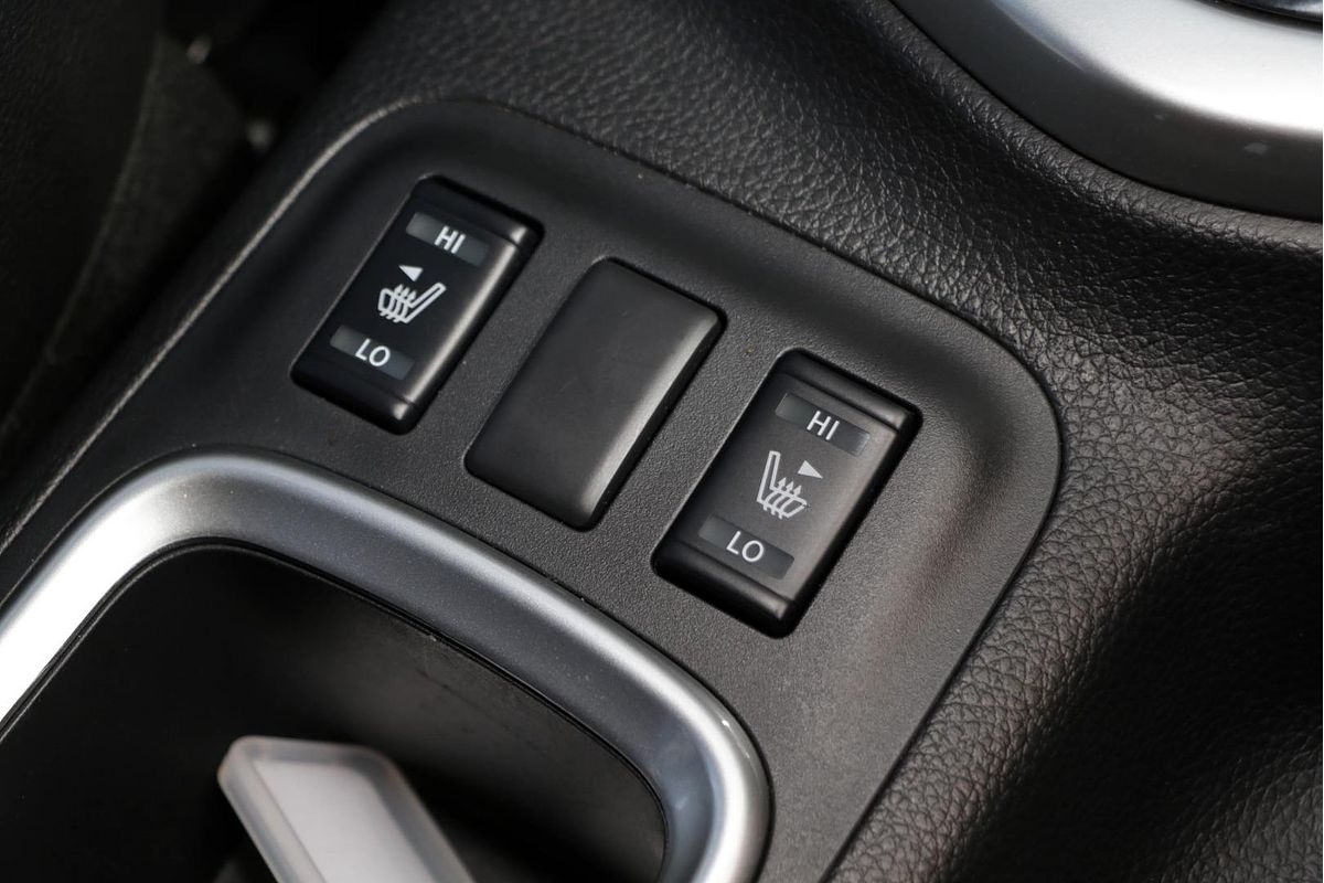 2024 Nissan Navara ST-X D23 4X4
