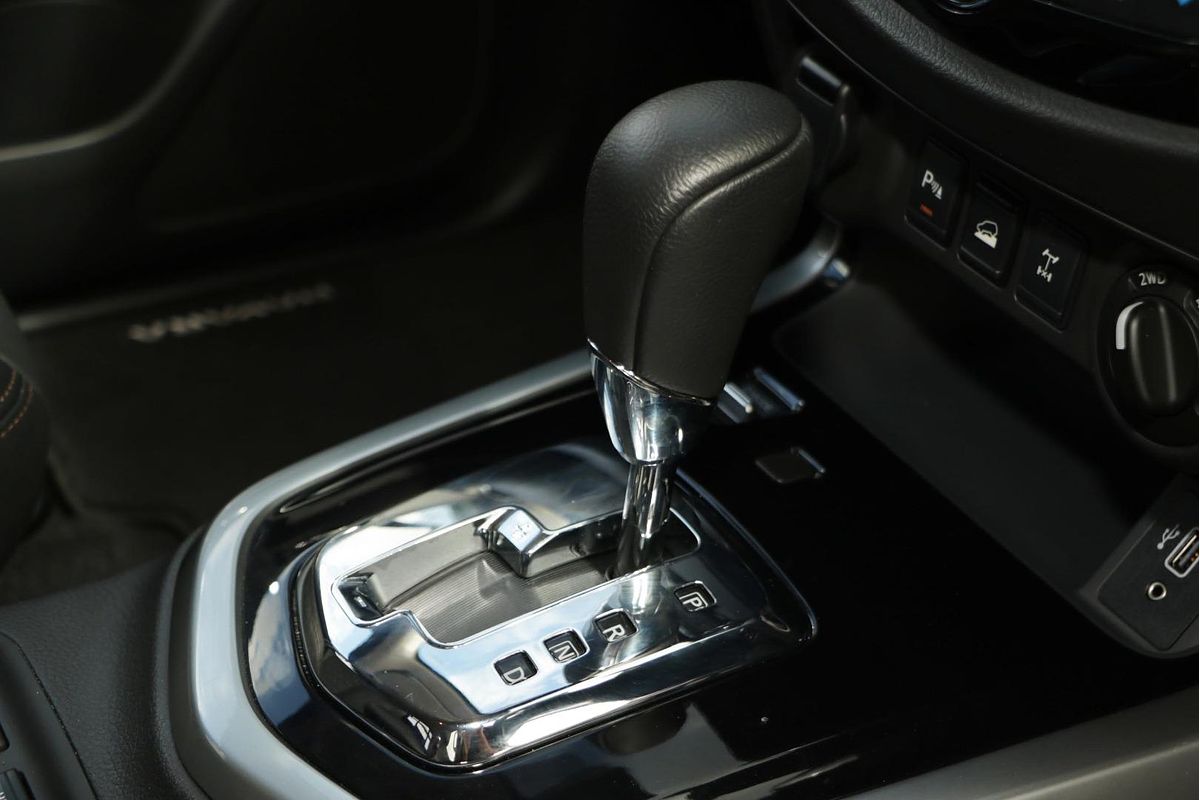 2024 Nissan Navara ST-X D23 4X4