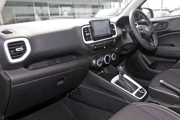 2024 Hyundai Venue Elite QX.V5