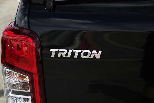 2022 Mitsubishi Triton GLX MR 4X4
