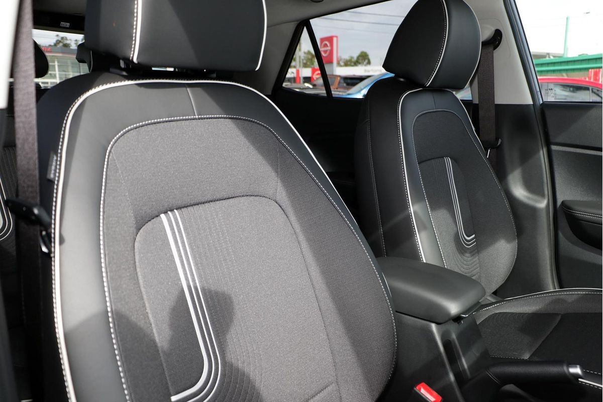 2024 Hyundai Venue Elite QX.V5
