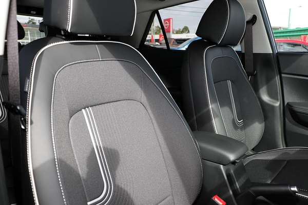2024 Hyundai Venue Elite QX.V5