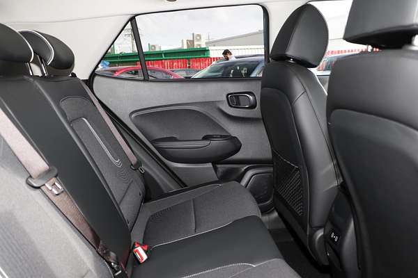 2024 Hyundai Venue Elite QX.V5