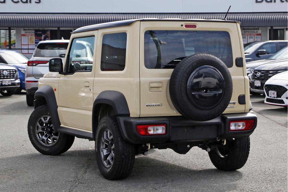 2023 Suzuki Jimny GLX GJ