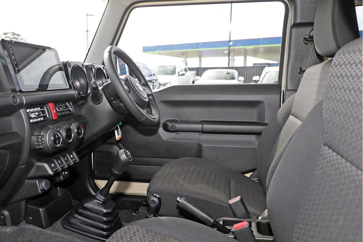 2023 Suzuki Jimny GLX GJ