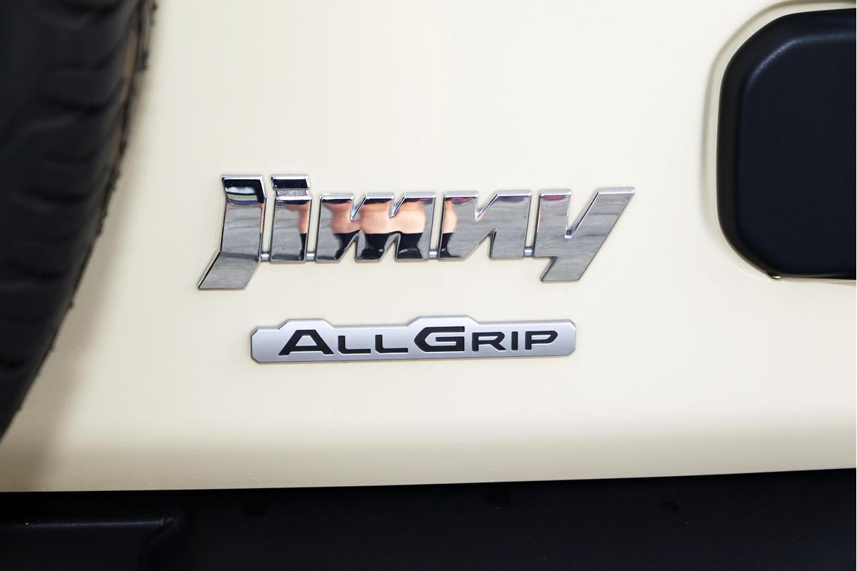 2023 Suzuki Jimny GLX GJ
