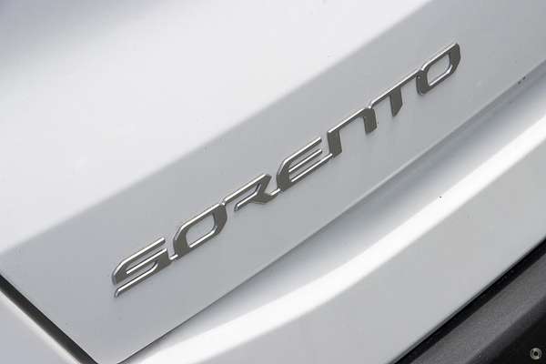 2024 Kia Sorento S MQ4 PE