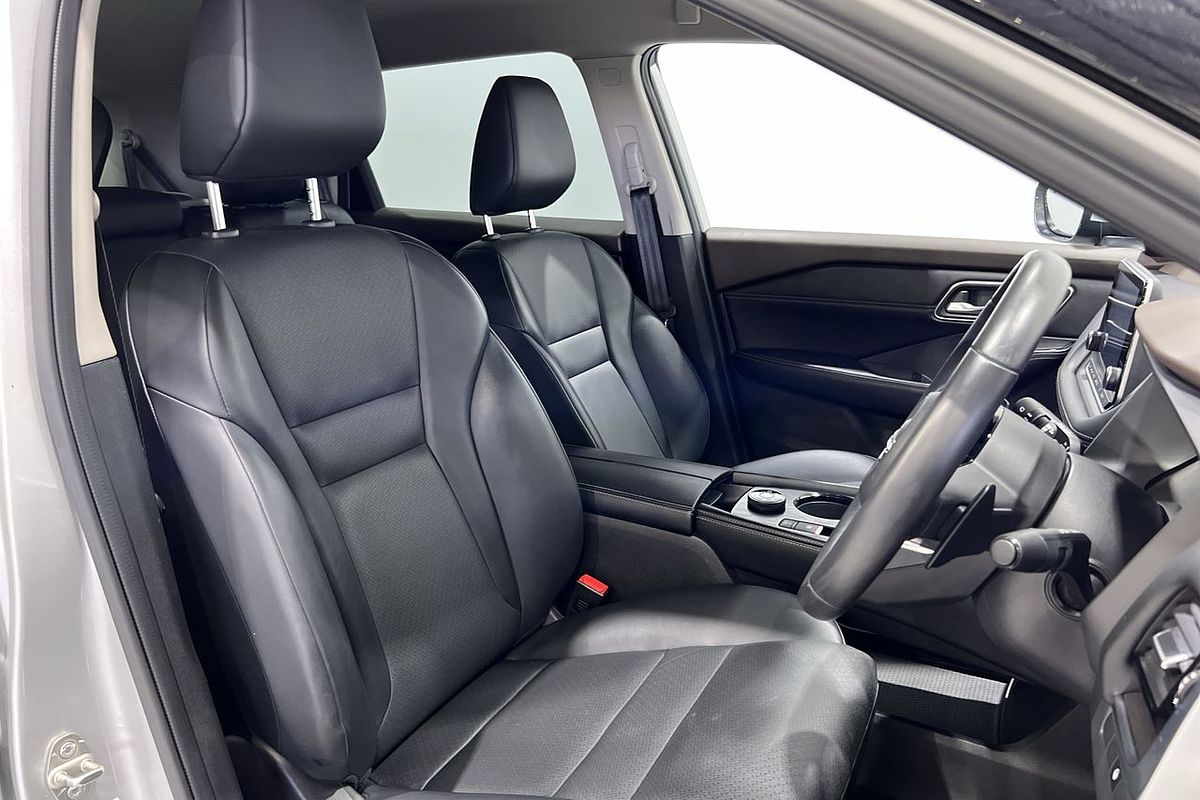 2023 Nissan X-TRAIL ST-L T33