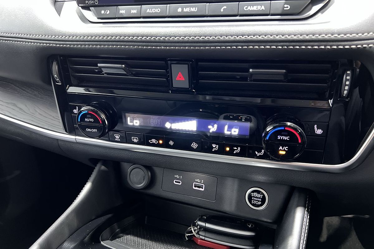 2023 Nissan X-TRAIL ST-L T33