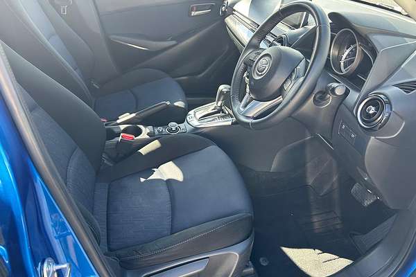 2015 Mazda 2 Maxx DJ Series