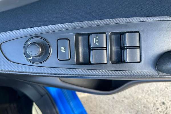 2015 Mazda 2 Maxx DJ Series
