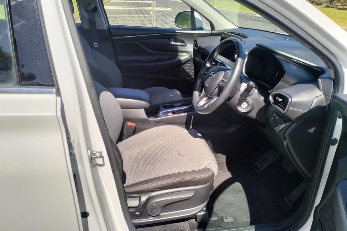 2022 Hyundai Santa Fe Active TM.V4