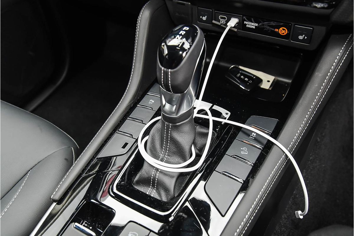 2025 Isuzu MU-X LS-T