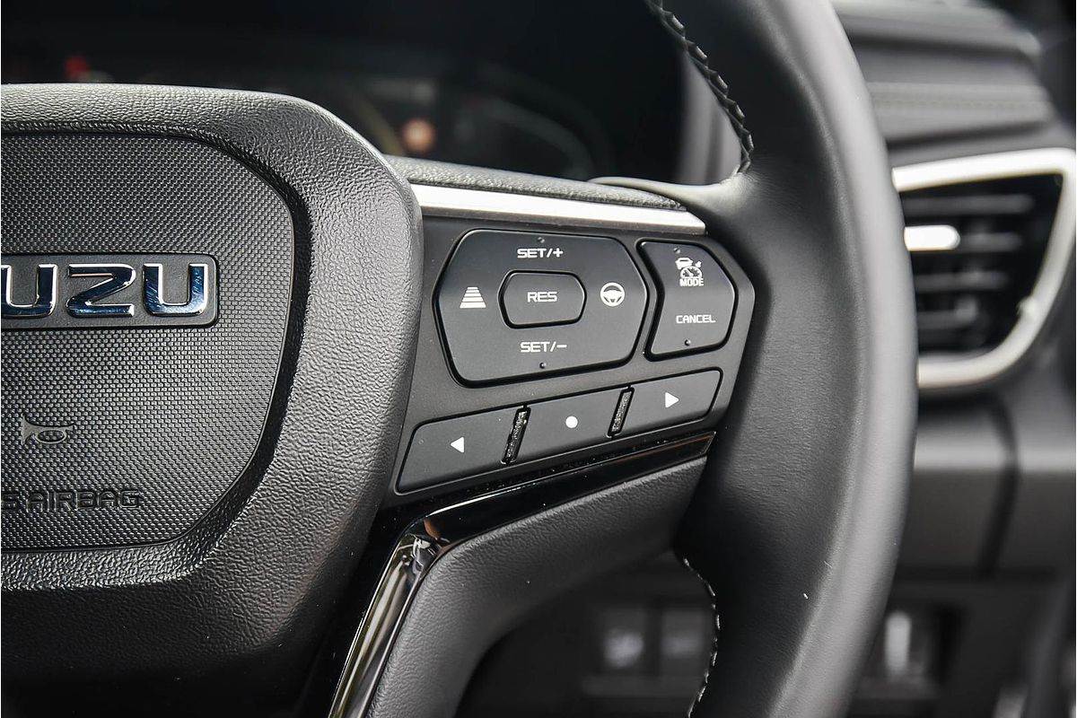 2025 Isuzu MU-X LS-T