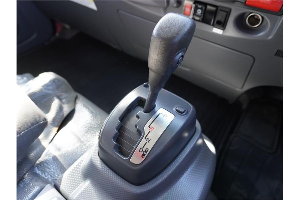 2017 Isuzu N Series NNR 45-150 4x2