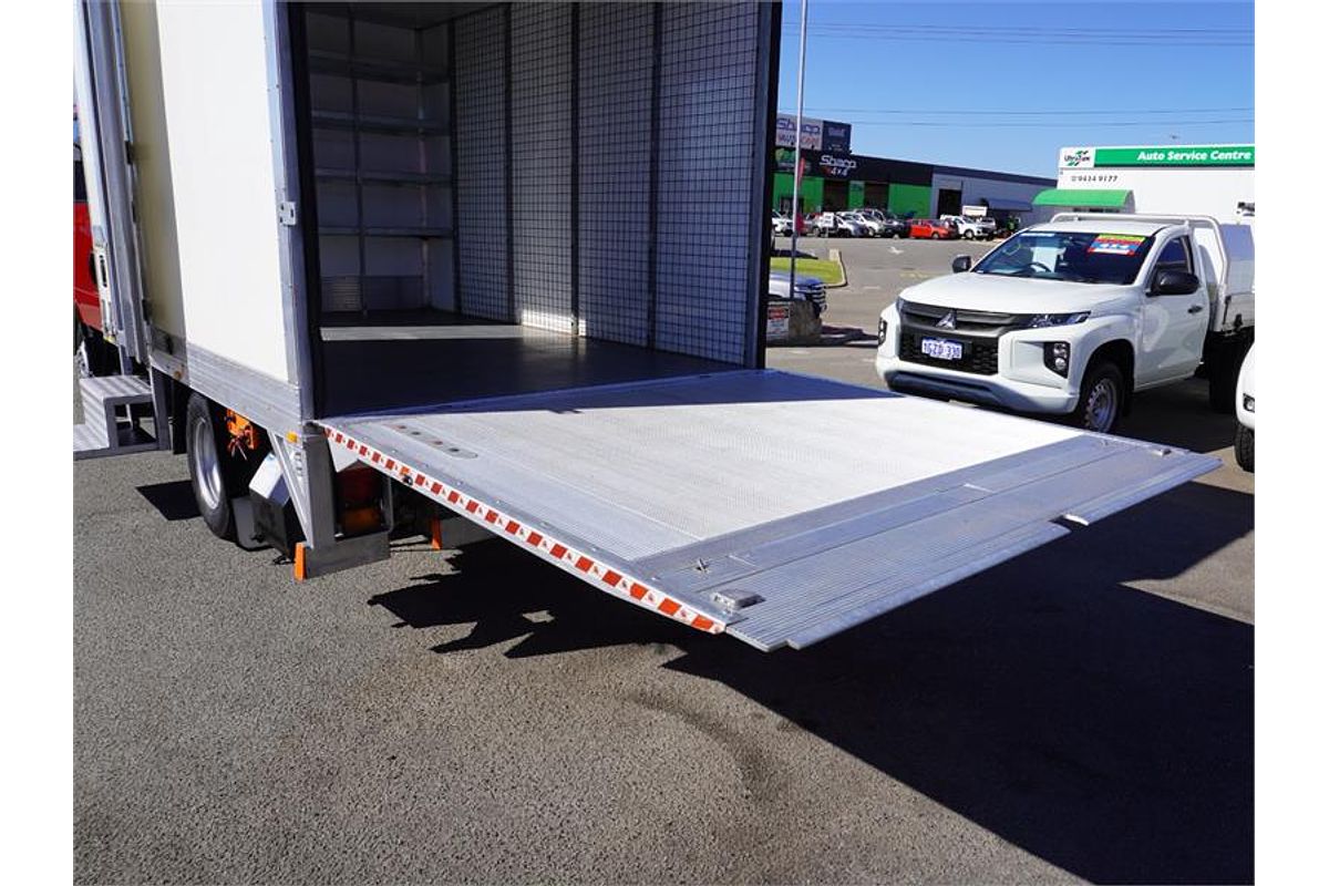 2017 Isuzu N Series NNR 45-150 4x2