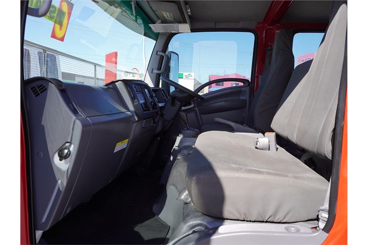 2017 Isuzu N Series NNR 45-150 4x2