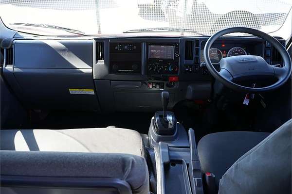2017 Isuzu N Series NNR 45-150 4x2
