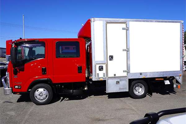 2017 Isuzu N Series NNR 45-150 4x2