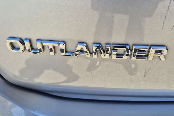 2016 Mitsubishi Outlander LS ZK