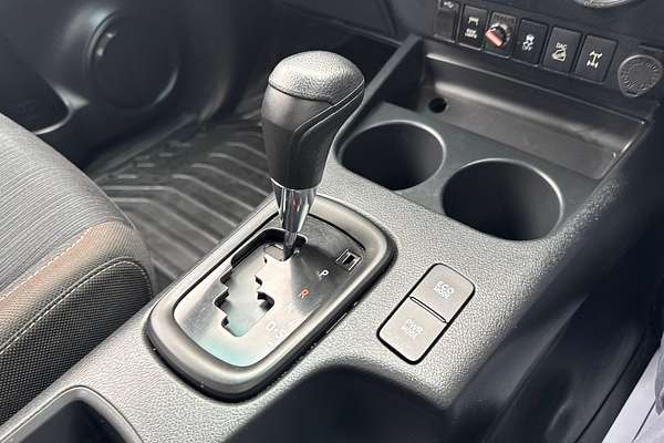 2019 Toyota Hilux SR GUN126R 4X4