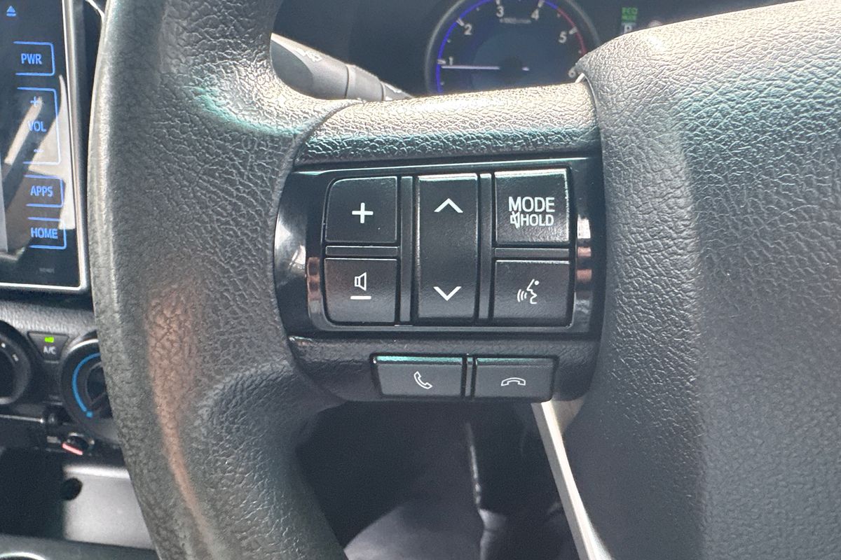 2019 Toyota Hilux SR GUN126R 4X4