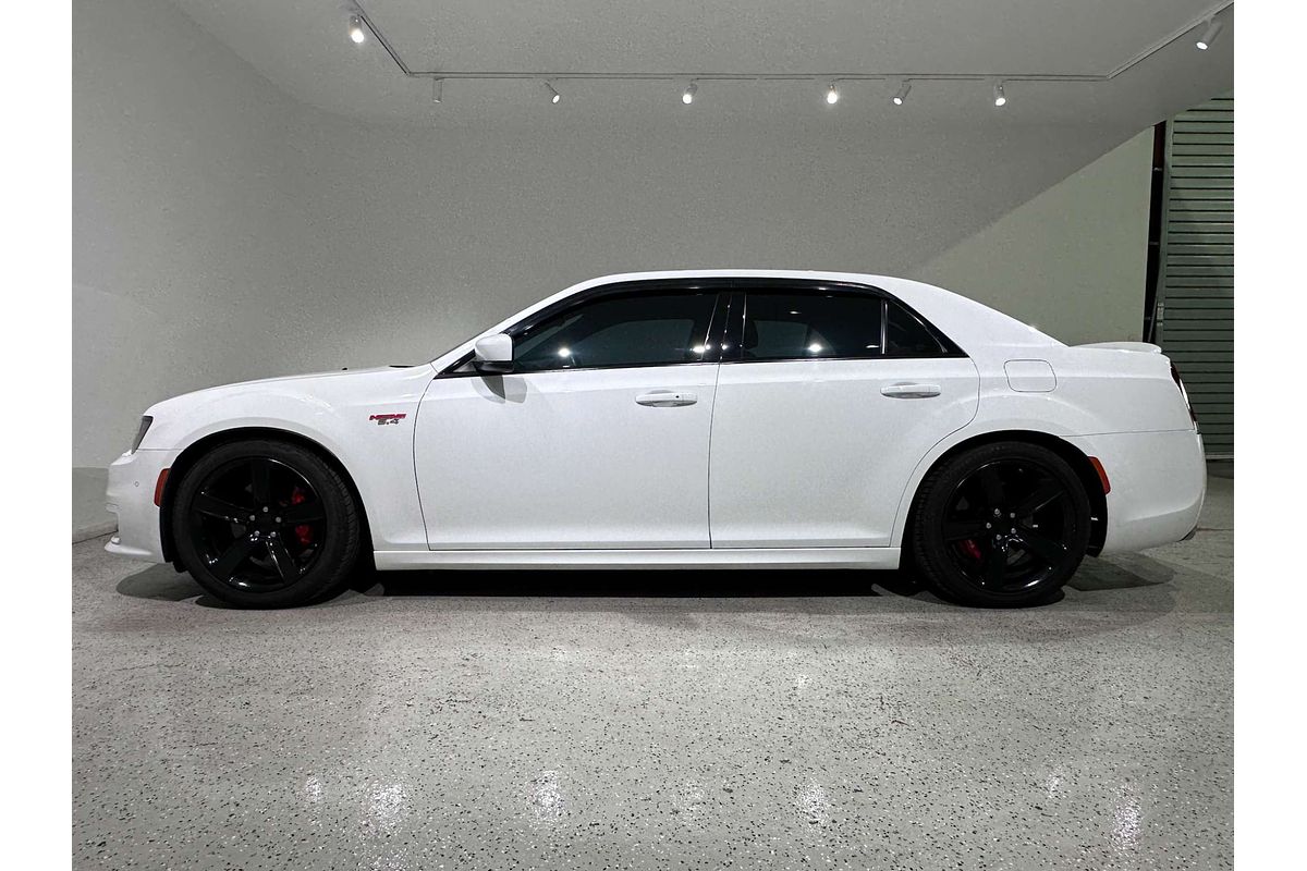 2017 Chrysler 300 SRT Hyperblack LX
