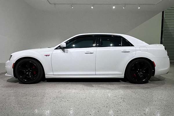 2017 Chrysler 300 SRT Hyperblack LX