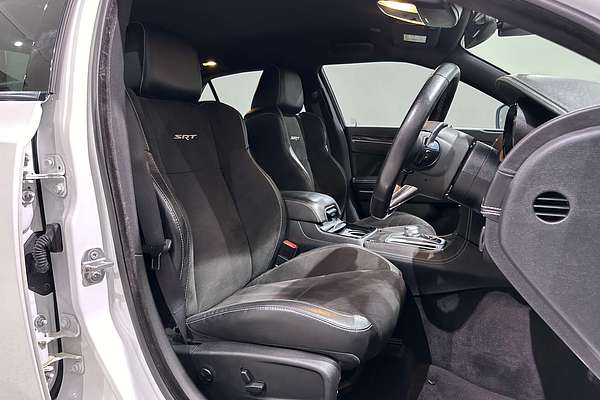 2017 Chrysler 300 SRT Hyperblack LX