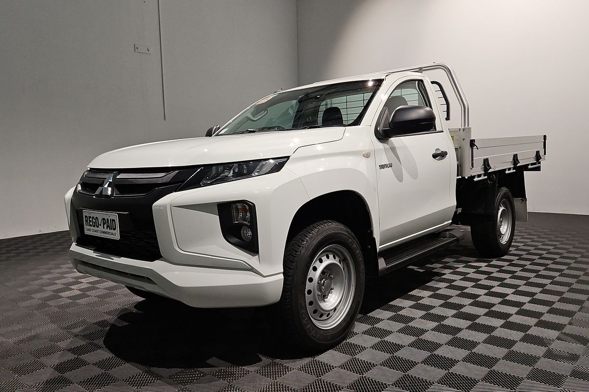 2023 Mitsubishi Triton GLX MR 4X4