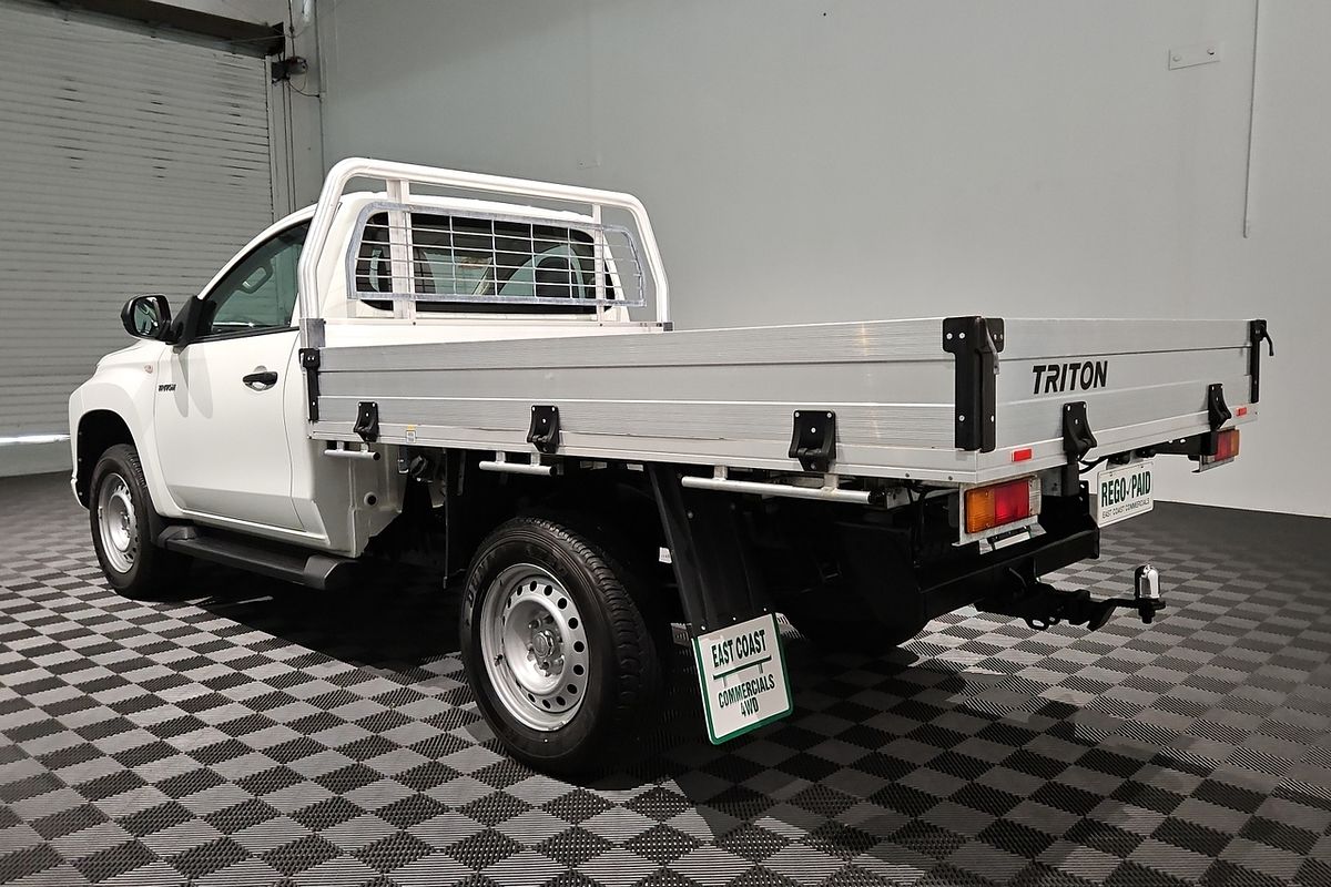 2023 Mitsubishi Triton GLX MR 4X4