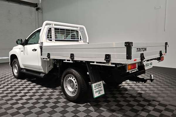 2023 Mitsubishi Triton GLX MR 4X4