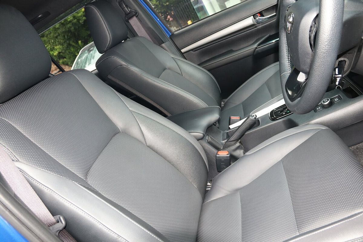 2024 Toyota Hilux Rogue 48V GUN126R 4X4