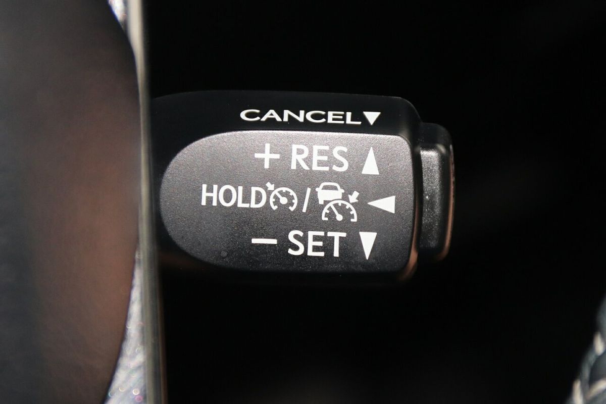 2024 Toyota Hilux Rogue 48V GUN126R 4X4
