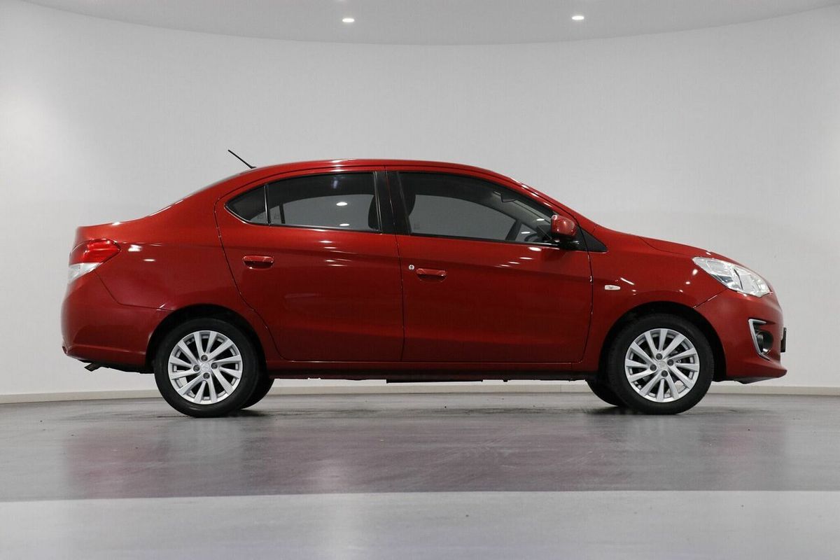 2014 Mitsubishi Mirage ES LA