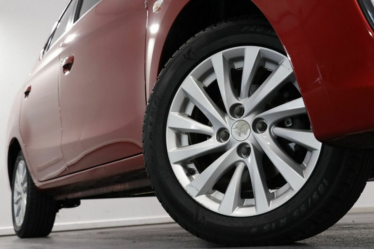 2014 Mitsubishi Mirage ES LA