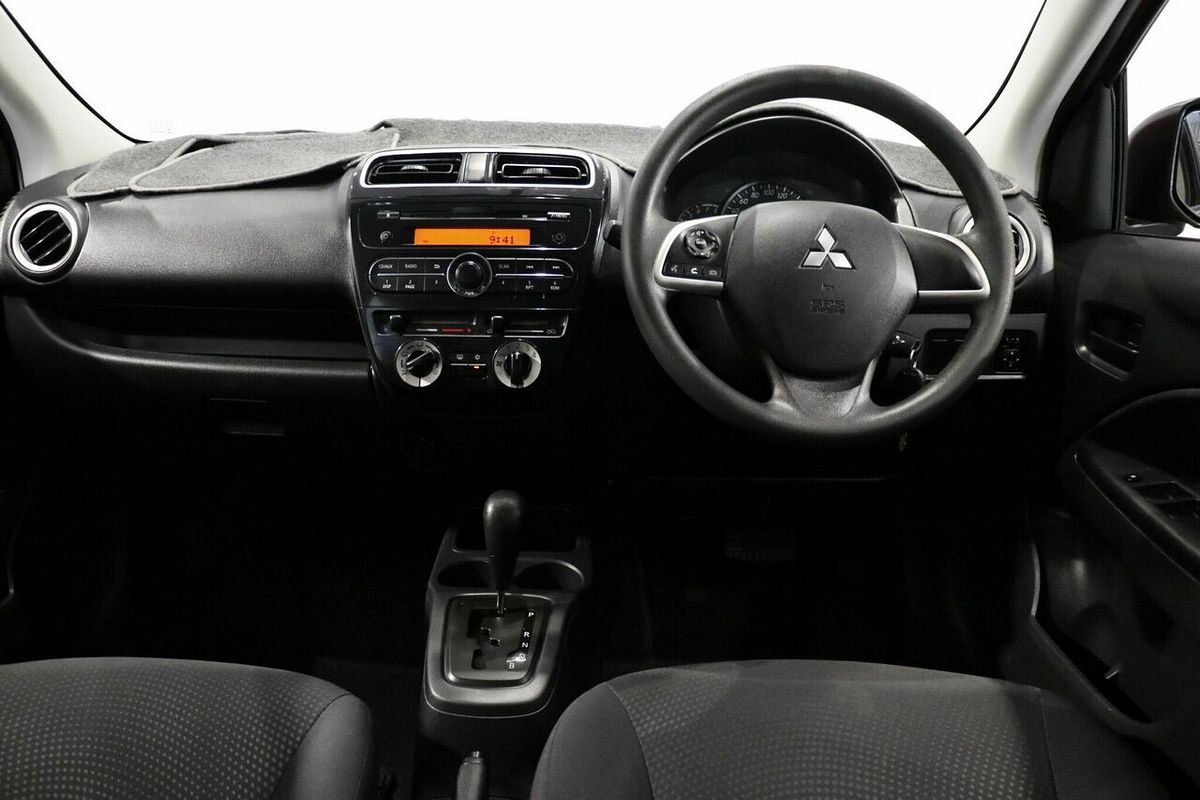 2014 Mitsubishi Mirage ES LA
